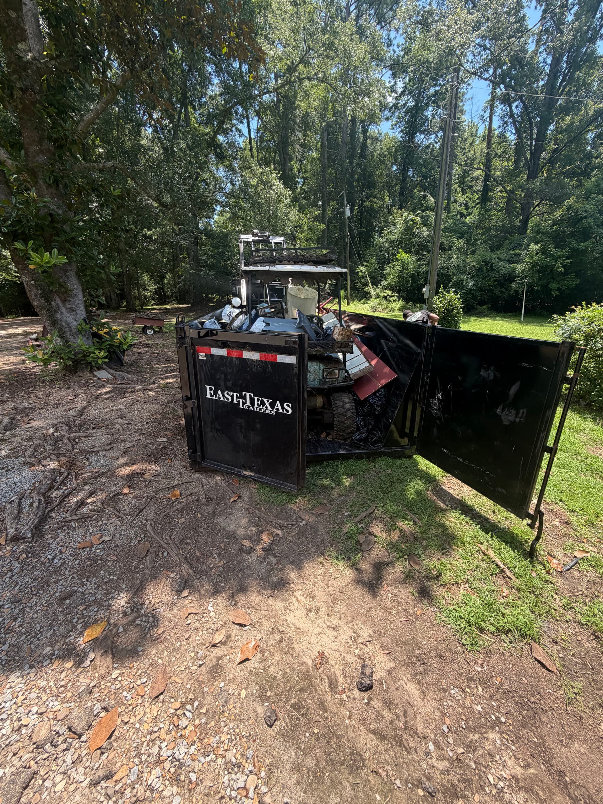 Gallery photos for 3-Day Dumpster Rental Keeps Cleanup Simple in Port Gibson: Image #3