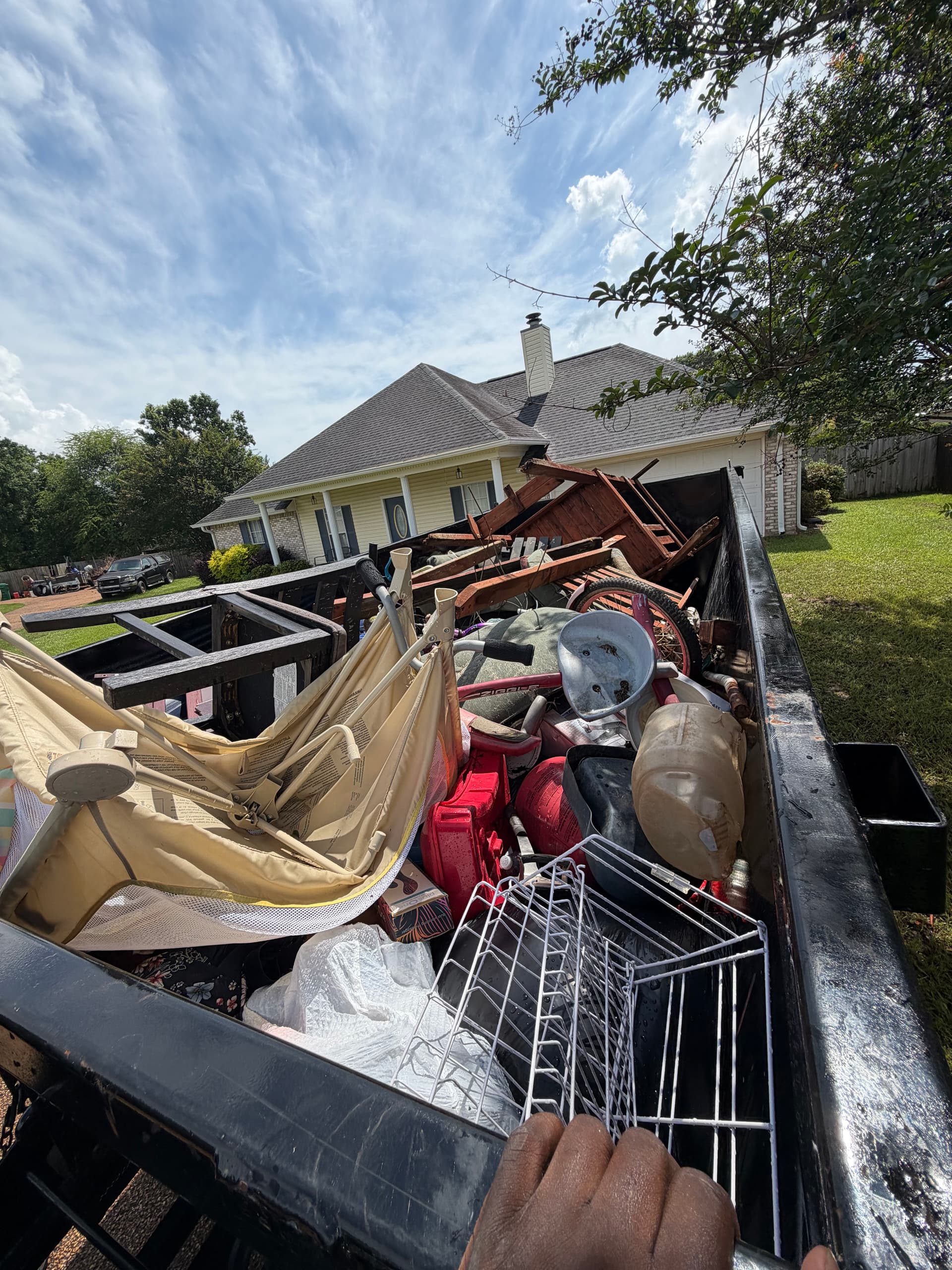 Gallery photos for 15-Yard Dumpster Rental Clears Out Household Junk in Byram: Image #2