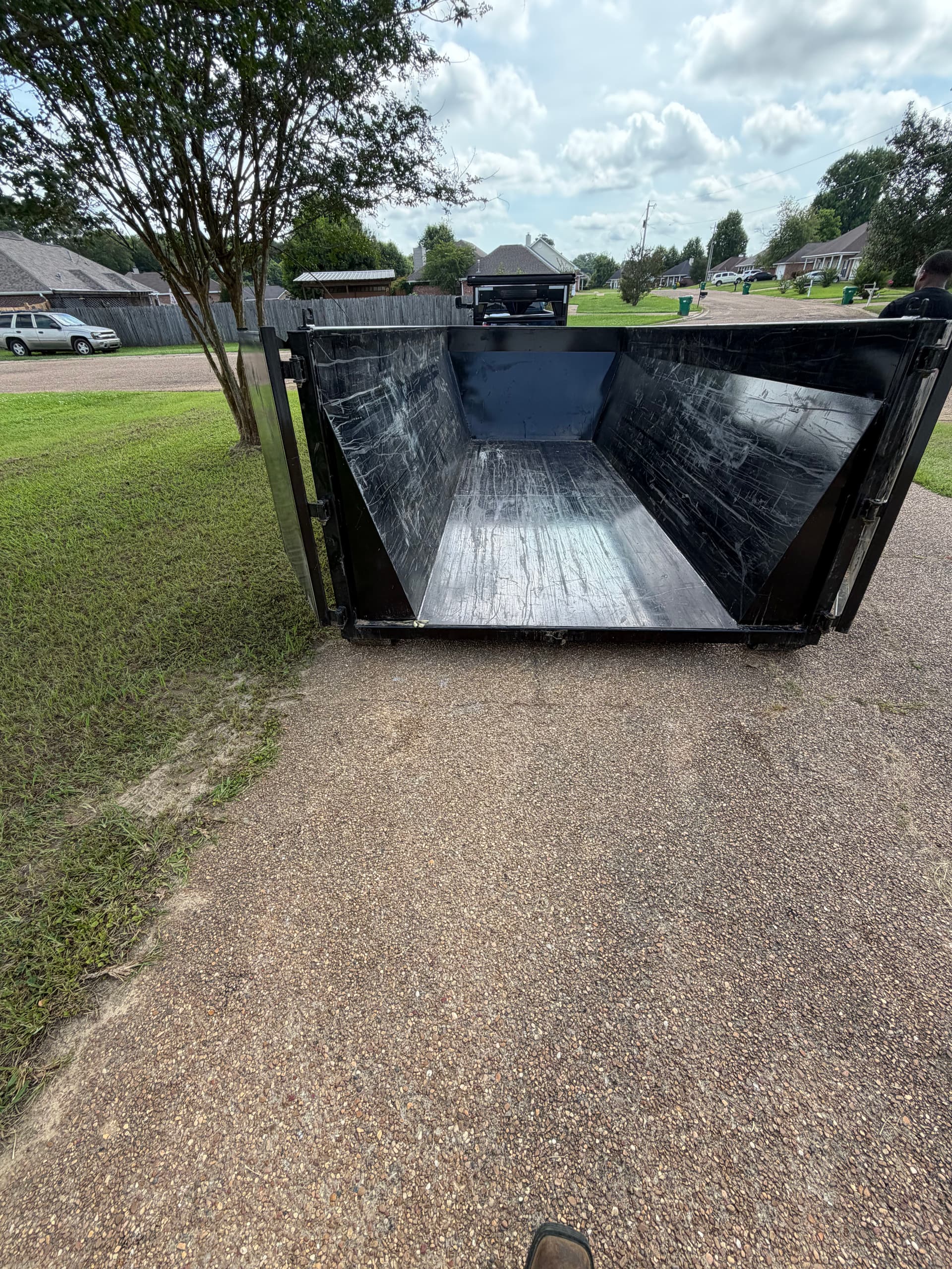 Gallery photos for 15-Yard Dumpster Rental Delivered to a Byram MS Home: Image #3